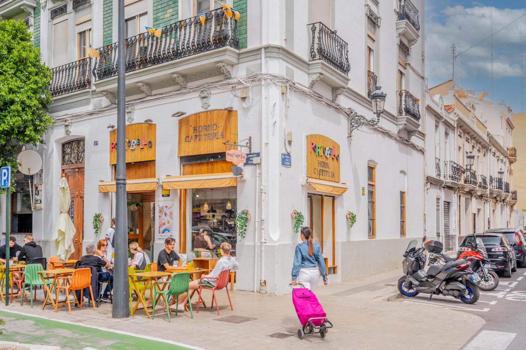 Apartamento Familiar En Avenida Del Puerto Valencia Exterior foto